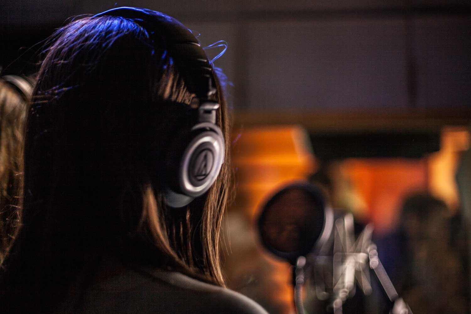 Prod Voix Off - réalisé au studio d'enregistrement SAVIPROD